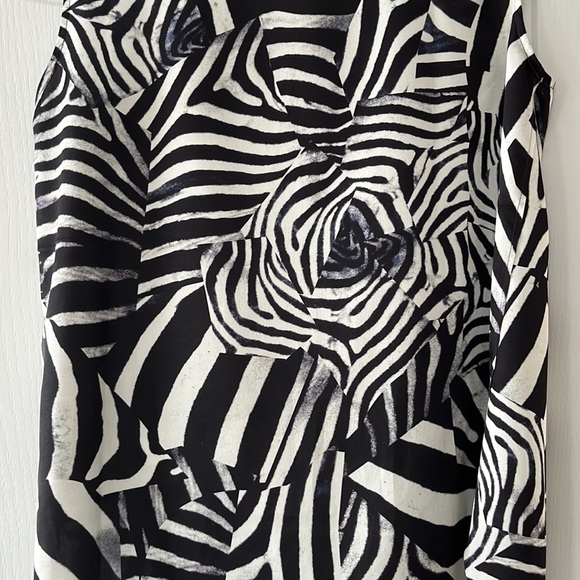 VGUC Tiger of Sweden blouse - Picture 6 of 9